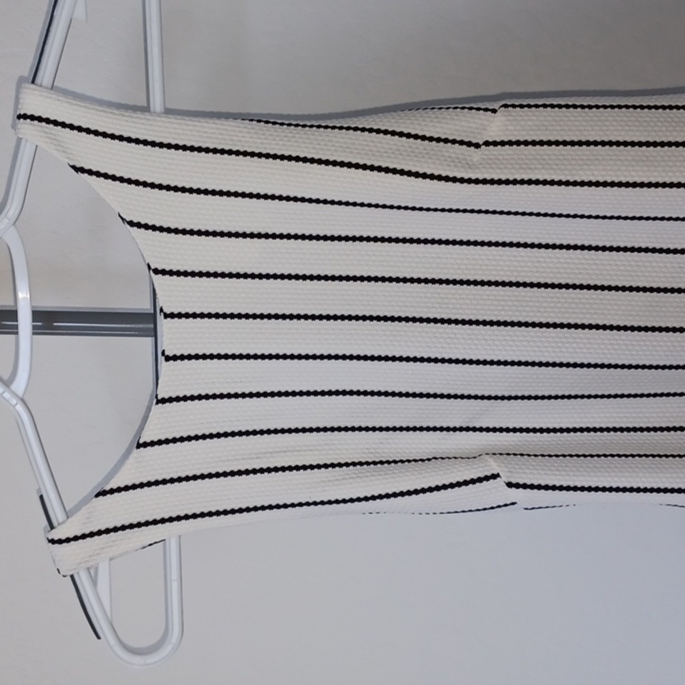 Lush Striped Dress - Picture 2 of 11